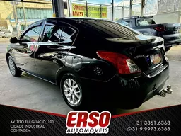 Nissan Versa