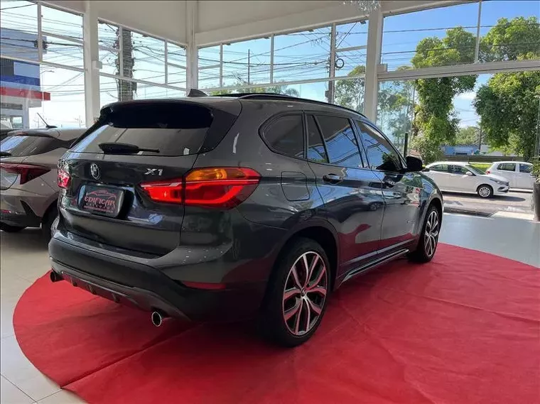 Foto do carro