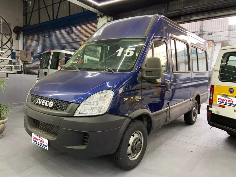 Iveco Daily Azul 1