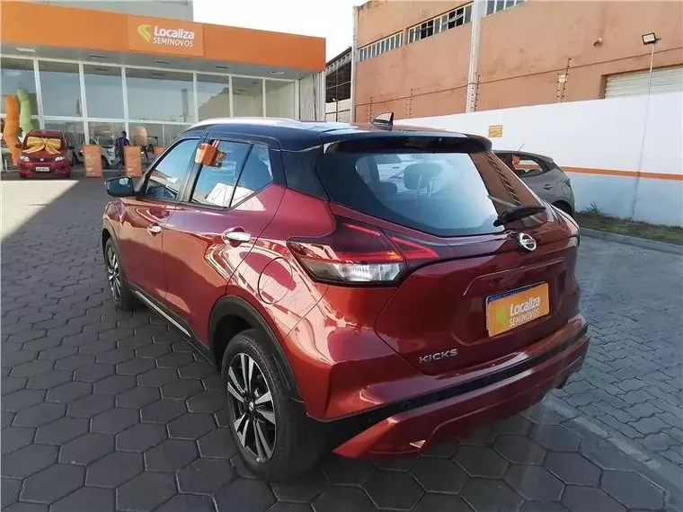 Nissan Kicks Vermelho 11