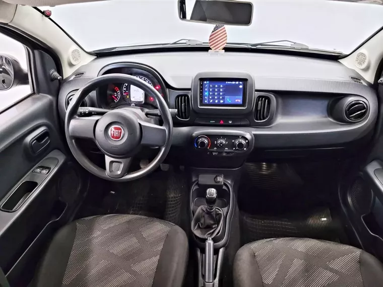 Fiat Mobi Preto 9