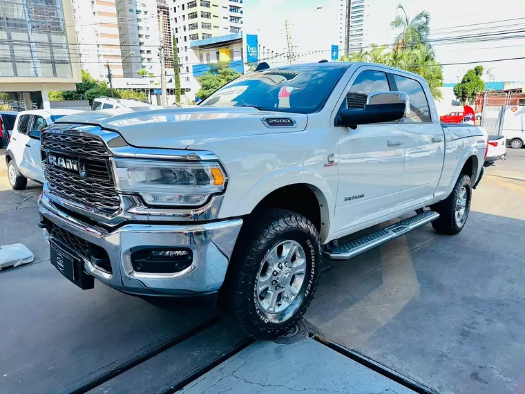 RAM 2500 Branco 4