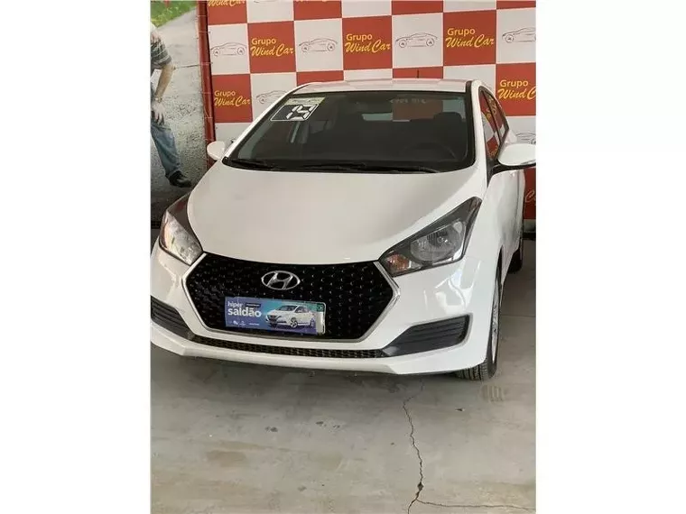 Hyundai HB20S Branco 17