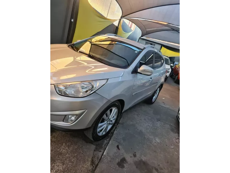 Hyundai IX35 Prata 3