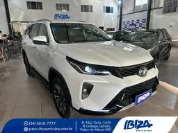 Toyota Hilux SW4