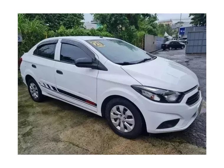 Chevrolet Onix Branco 4