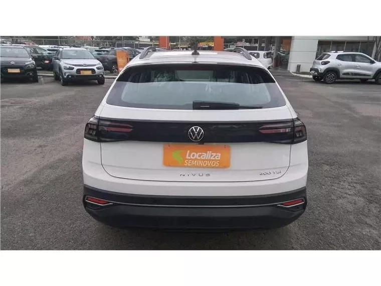 Volkswagen Nivus Branco 5