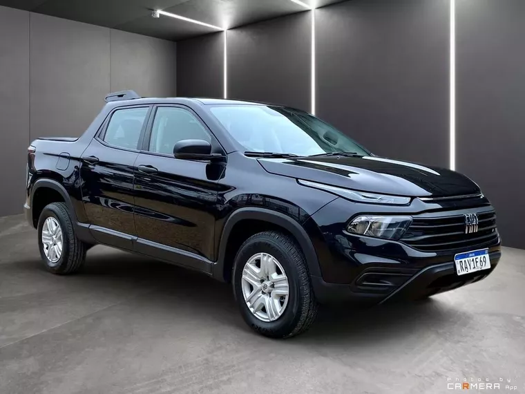 Fiat Toro Preto 11