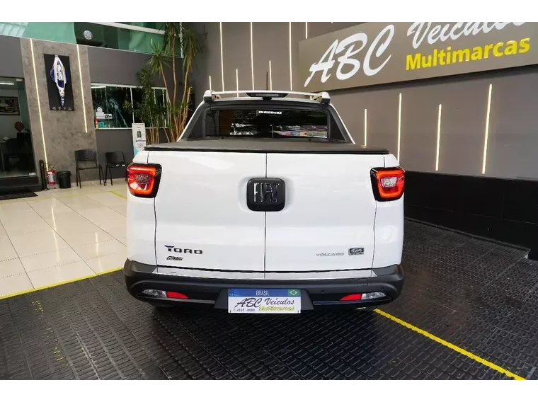 Fiat Toro Branco 15