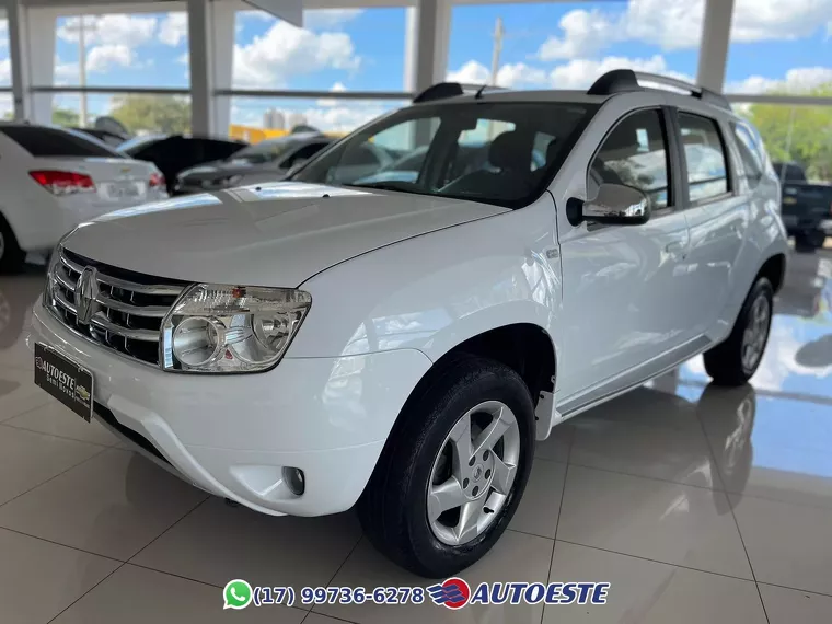 Renault Duster Branco 4