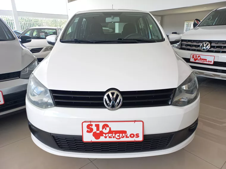 Volkswagen Fox Branco 14