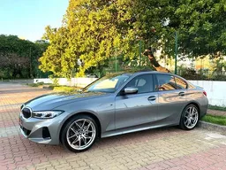 BMW 320i
