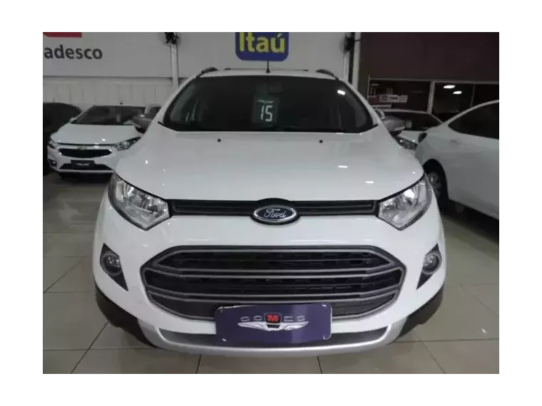 Ford Ecosport Branco 7