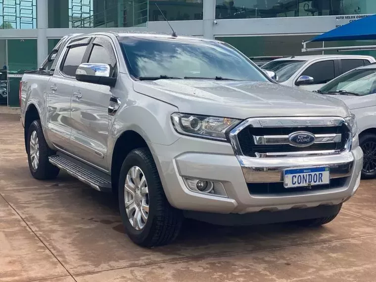 Ford Ranger Prata 10