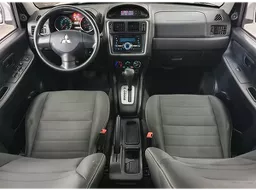 Mitsubishi Pajero TR4