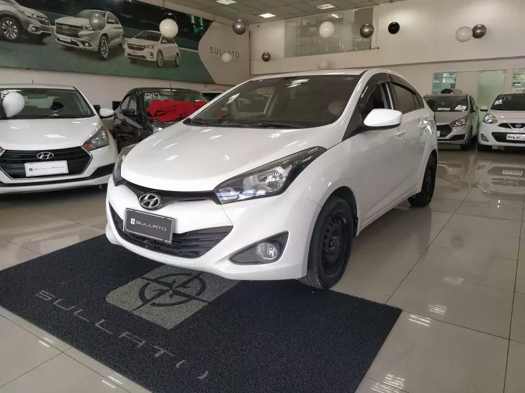 Hyundai HB20S Branco 1