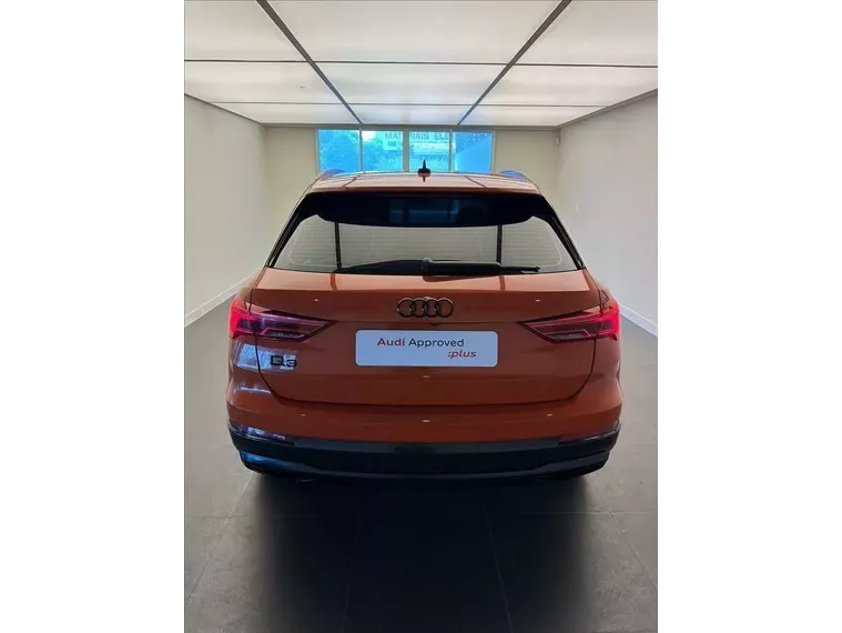 Audi Q3 Laranja 11