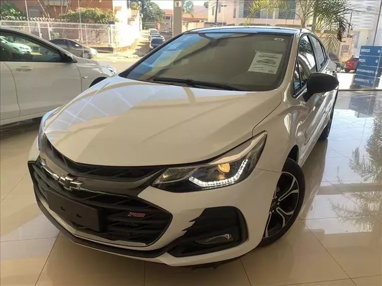 Chevrolet Cruze Branco 11