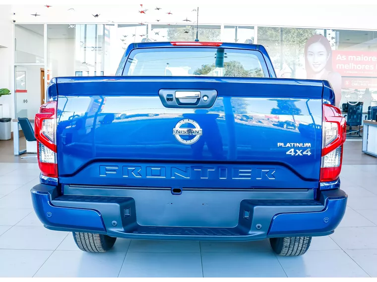 Nissan Frontier Azul 15