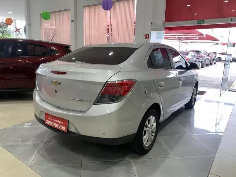 Chevrolet Prisma Prata 2