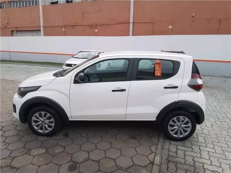 Fiat Mobi Branco 9