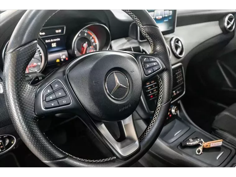 Mercedes-benz GLA 200 Preto 2