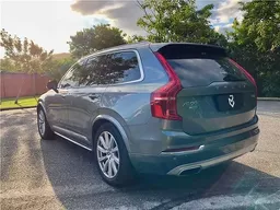 XC90