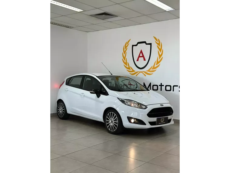 Ford Fiesta Branco 1