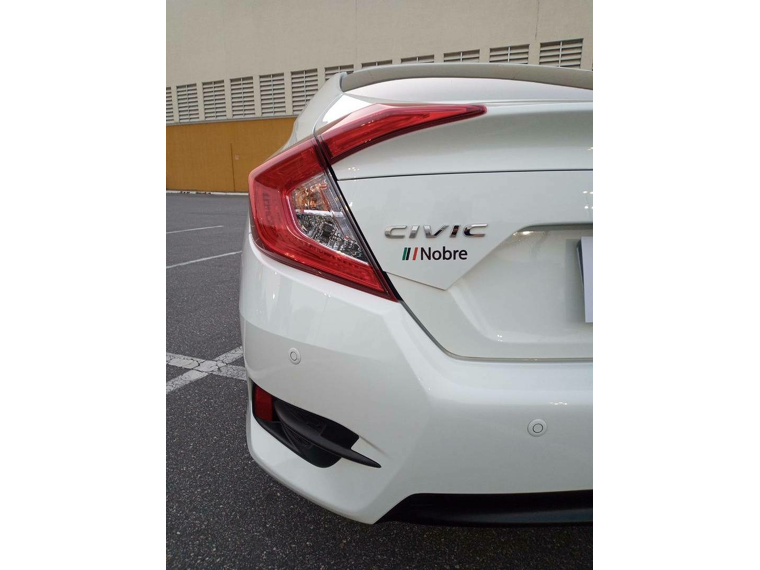 Honda Civic Branco 16