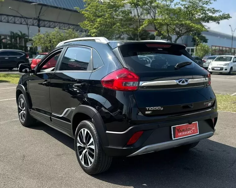 Chery Tiggo 2 Preto 10