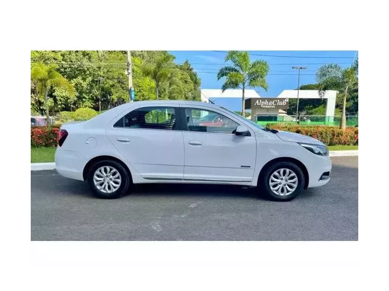 Chevrolet Cobalt Branco 4