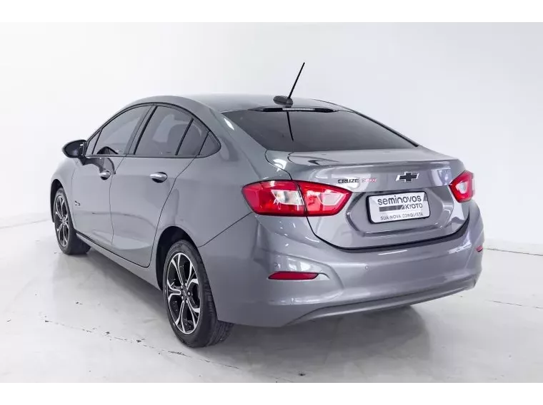 Chevrolet Cruze Cinza 20