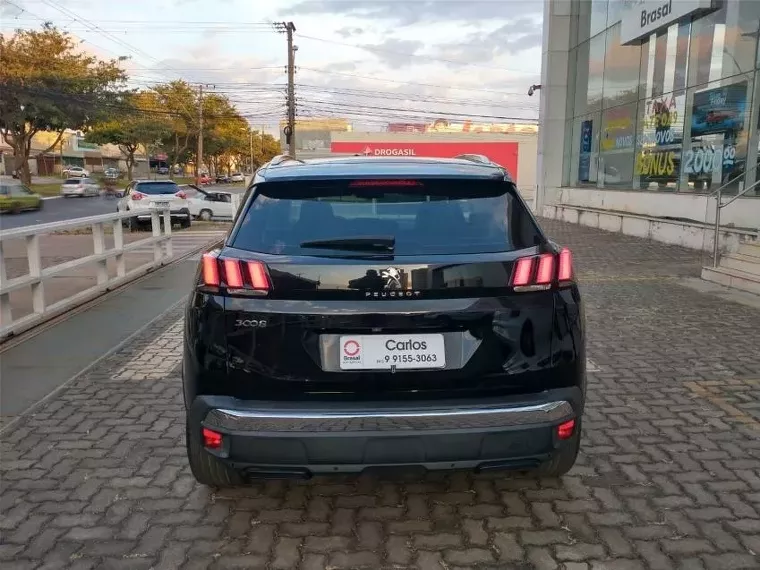 Peugeot 3008 Preto 12