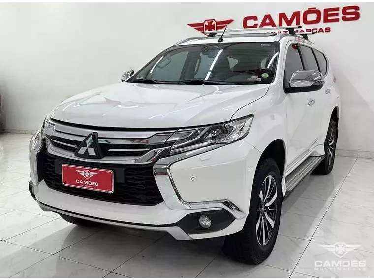 Mitsubishi Pajero Sport Branco 15