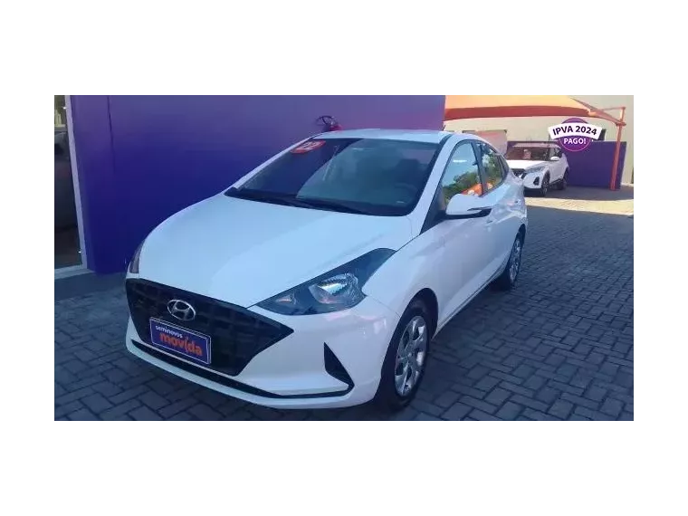 Hyundai HB20S Branco 12