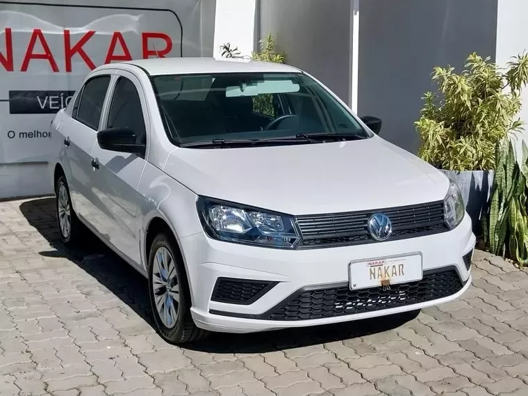 Volkswagen Voyage Branco 9