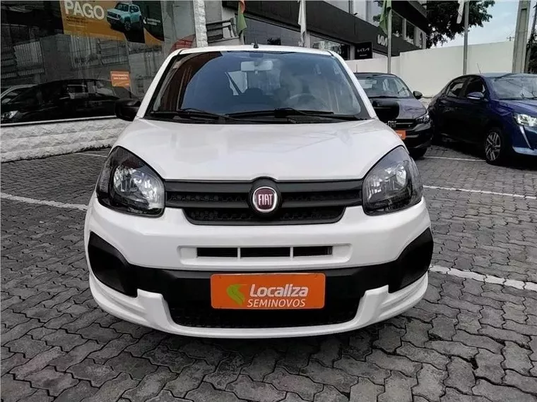 Fiat Uno Branco 2