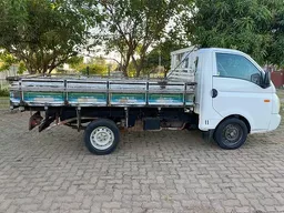 Hyundai HR