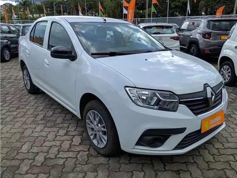 Renault Logan Branco 1