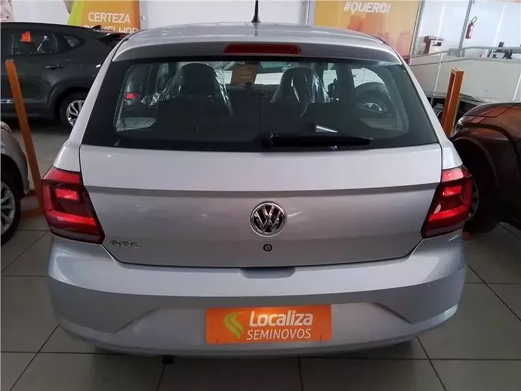 Volkswagen Gol Prata 11