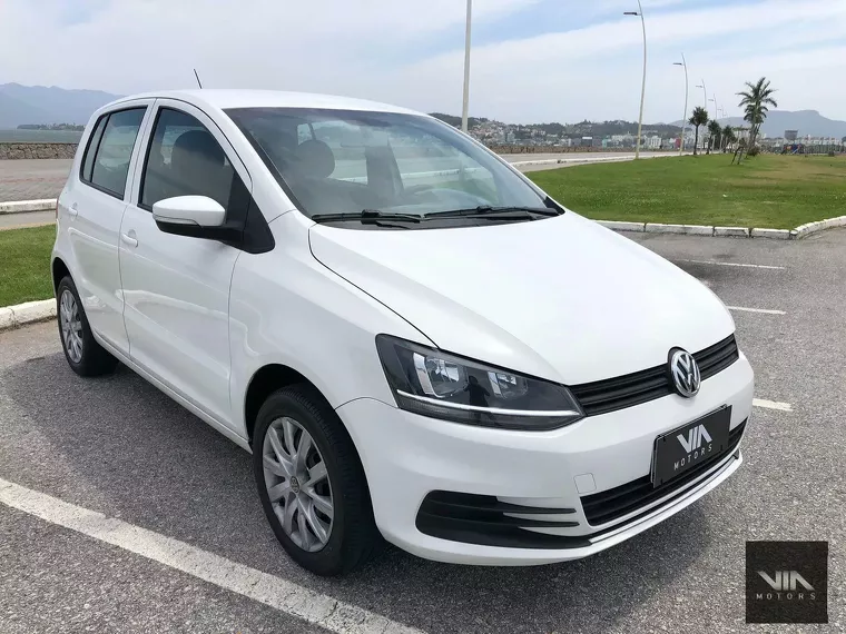 Volkswagen Fox Branco 10