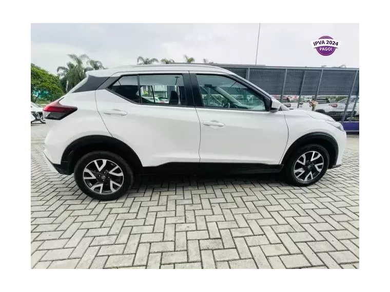 Nissan Kicks Branco 7