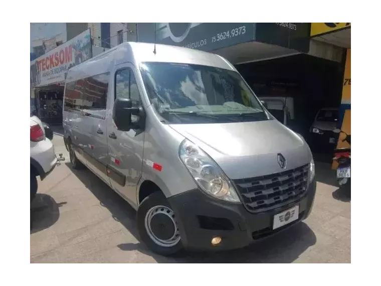 Renault Master Prata 8