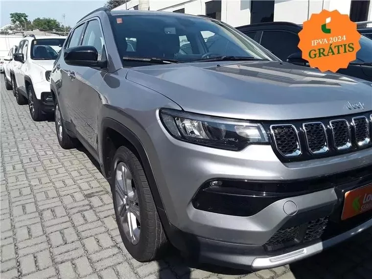 Jeep Compass Prata 17