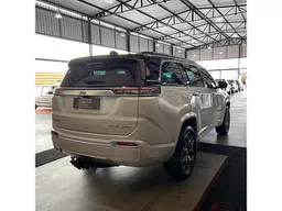 Jeep Commander