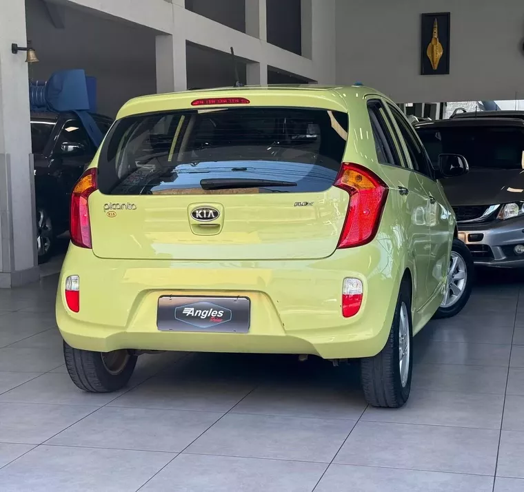 KIA Picanto Verde 14