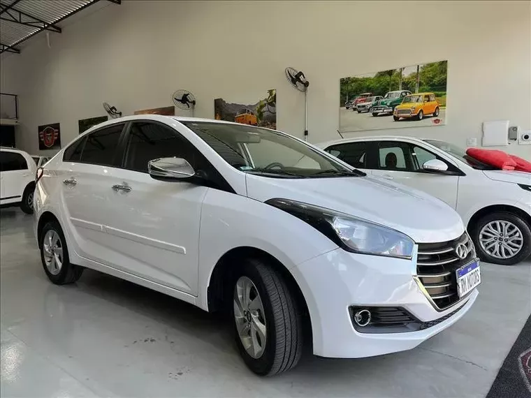 Hyundai HB20S Branco 5