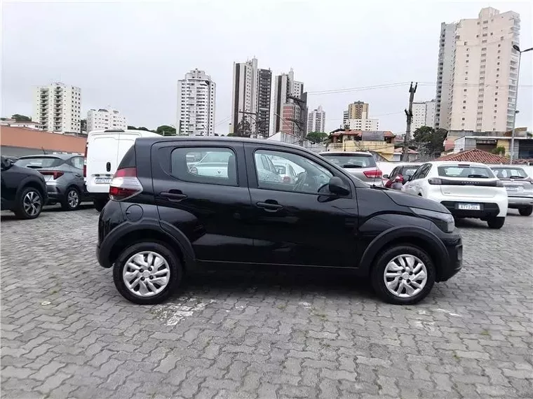 Fiat Mobi Preto 8