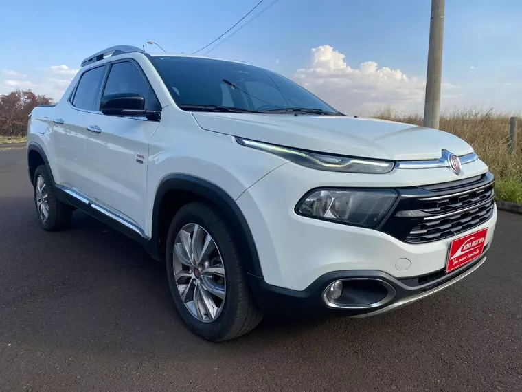 Fiat Toro Branco 1