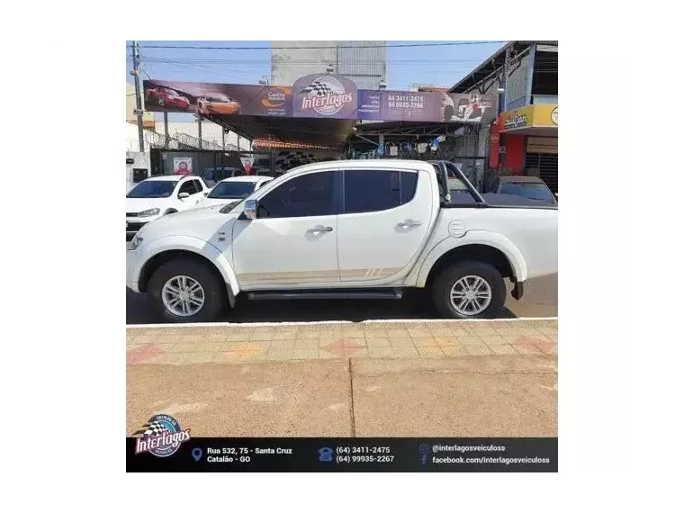 Mitsubishi L200 Triton Branco 6